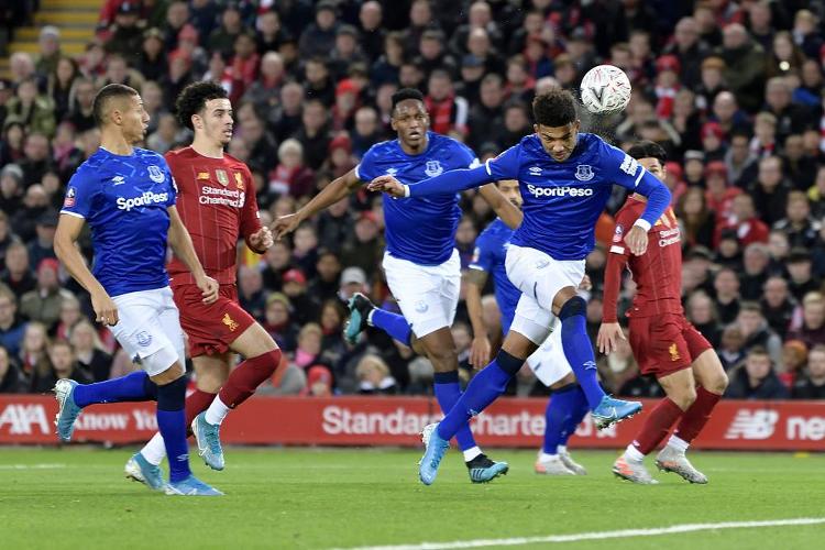 状态火热！福登全场数据：传球成功率88.9％，贡献1球1助